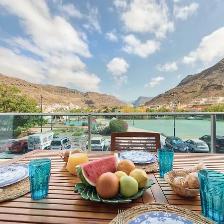 Deisy 1g * Puerto De Mogan